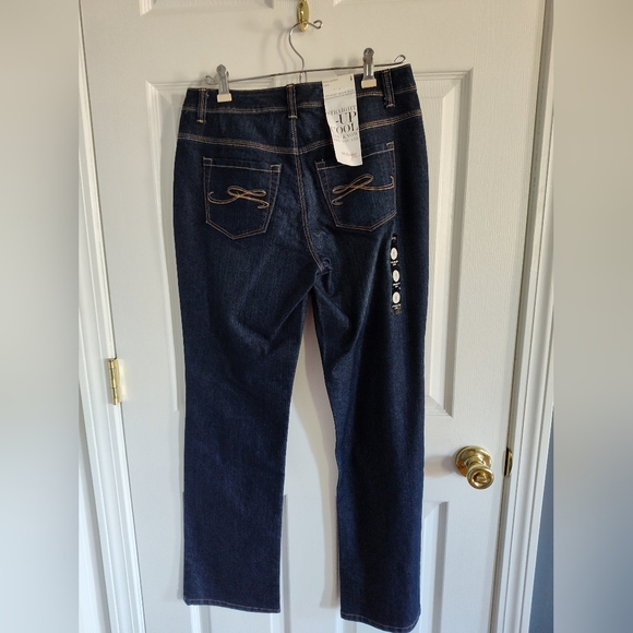 Style & Co Jeans - Picture 2 of 3